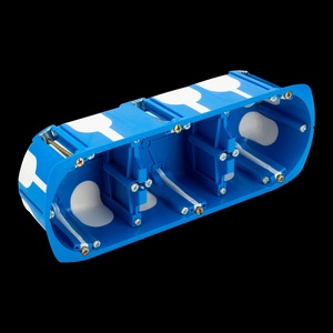 In-wall junction box, triple, windproof, 60mm